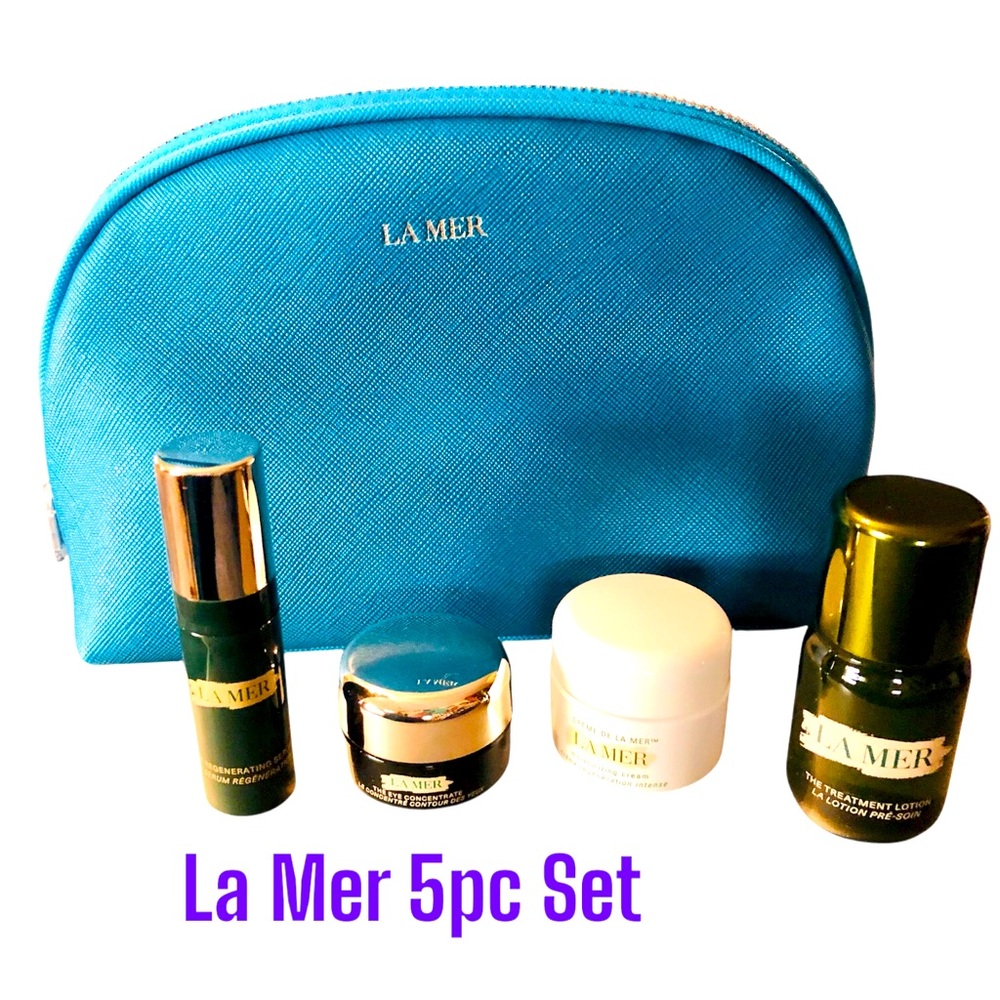 La Mer 4pc set in Teal Cosmetic Bag MSRP $230